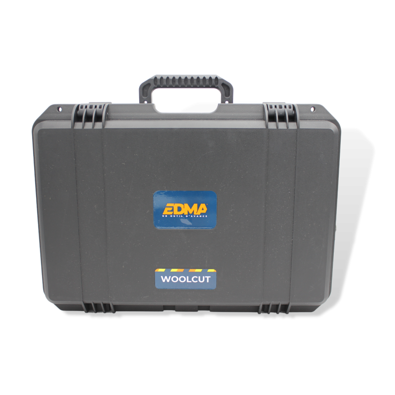 edma-woolcut-scie-electrique-sur-batterie-pour-isolants-biosources-et-mineraux (5).jpg