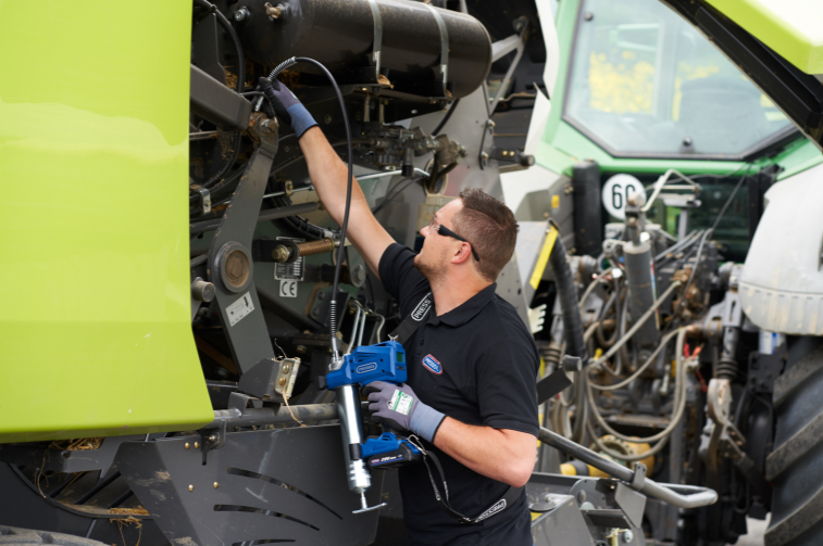 Pistolet de graissage N°5.PNG